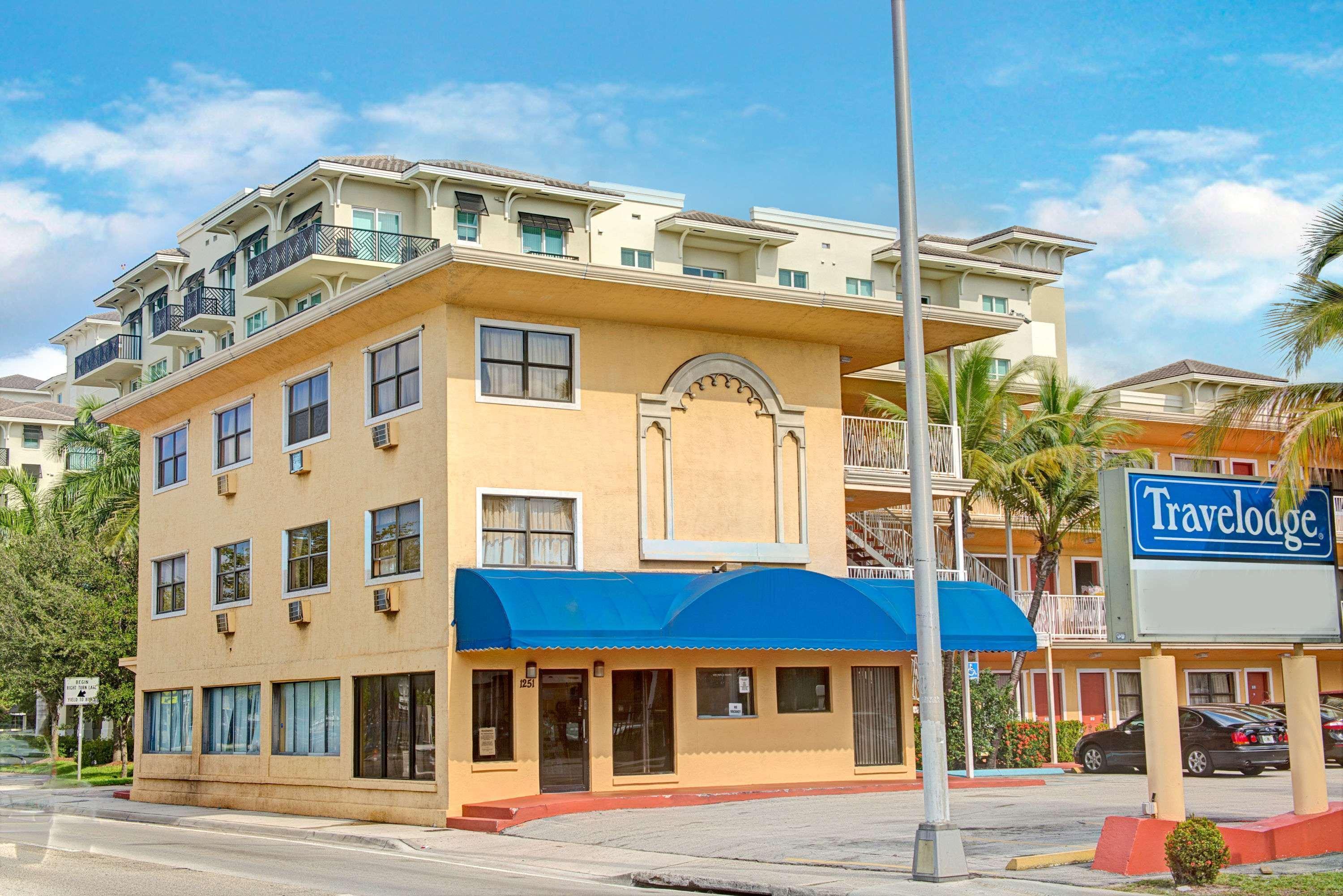 Travelodge By Wyndham Fort Lauderdale Exterior foto